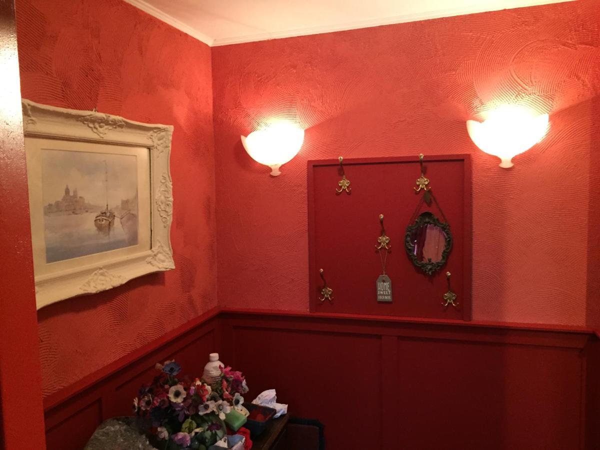 B&B Bij De Boomgaard Tricht Esterno foto