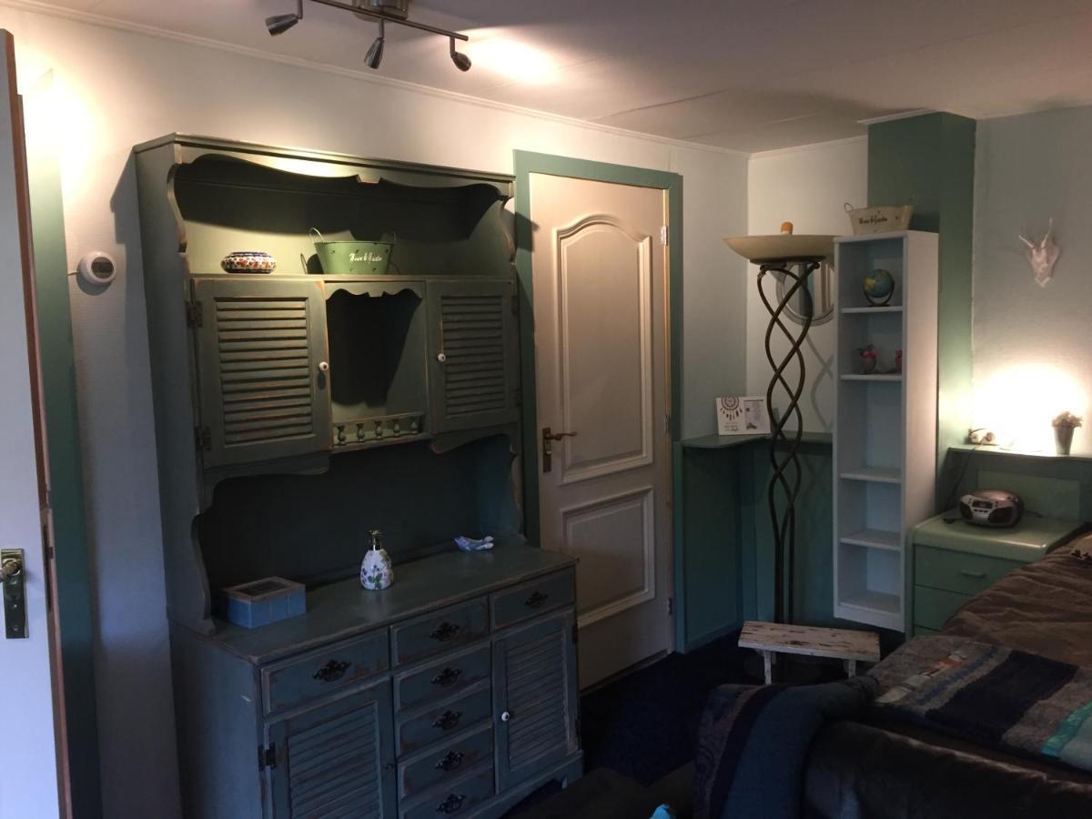 B&B Bij De Boomgaard Tricht Esterno foto